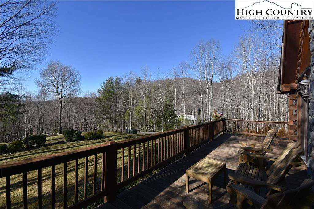 Image number 16 for the current listing