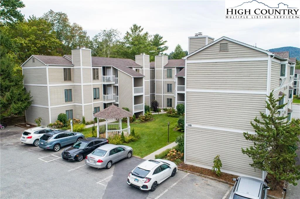 Image number 3 for the current listing