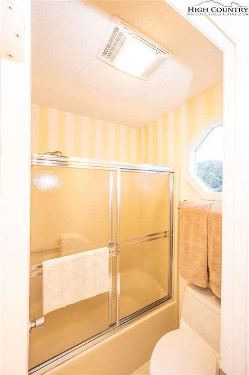 Image number 9 for the current listing