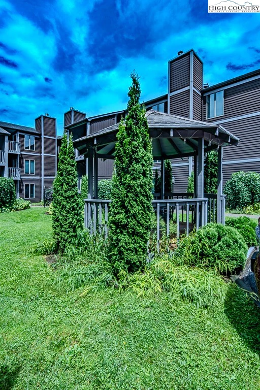 Image number 10 for the current listing