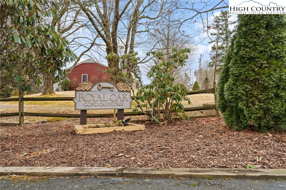 Image number 20 for the current listing