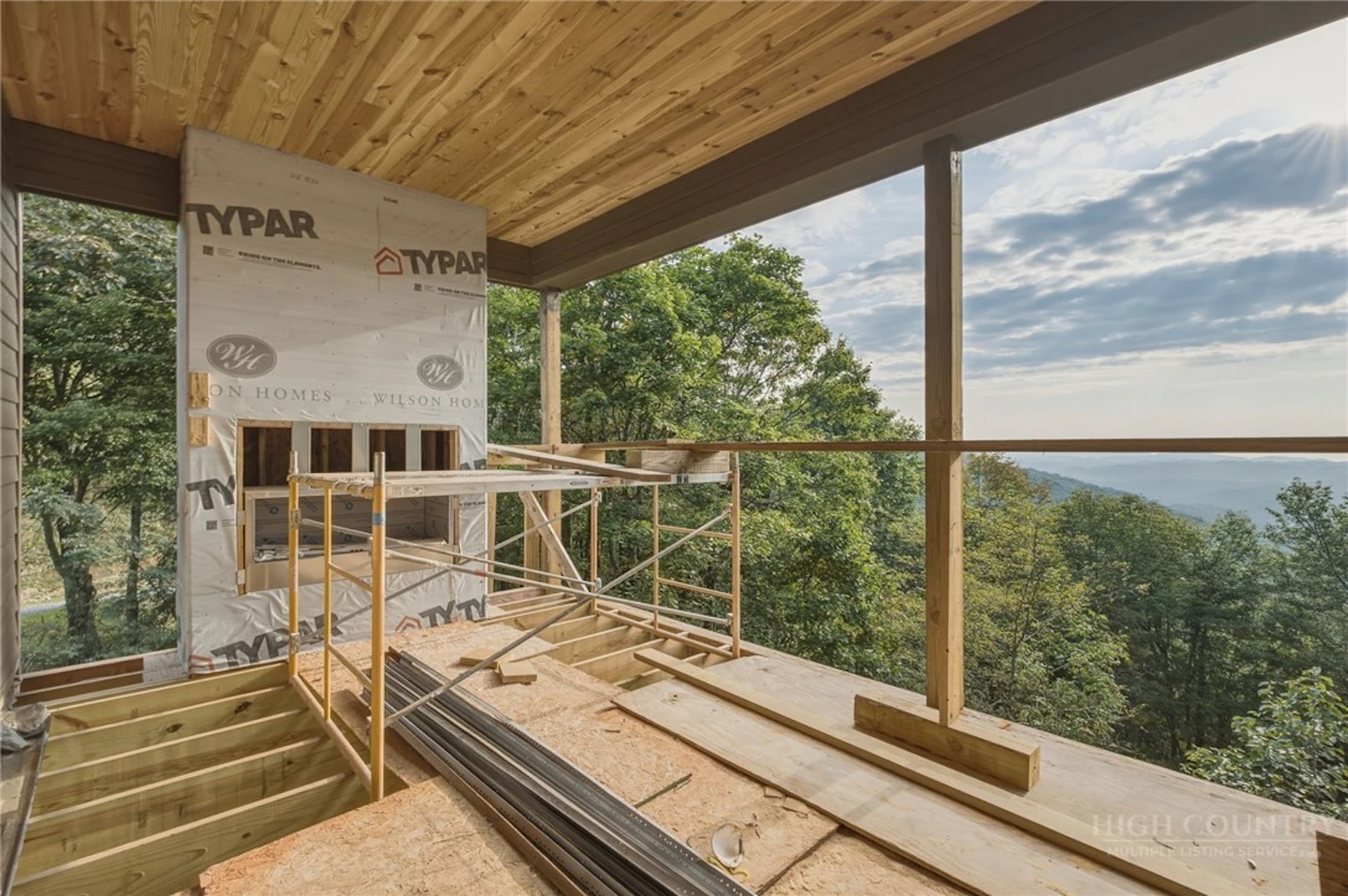 Image number 13 for the current listing