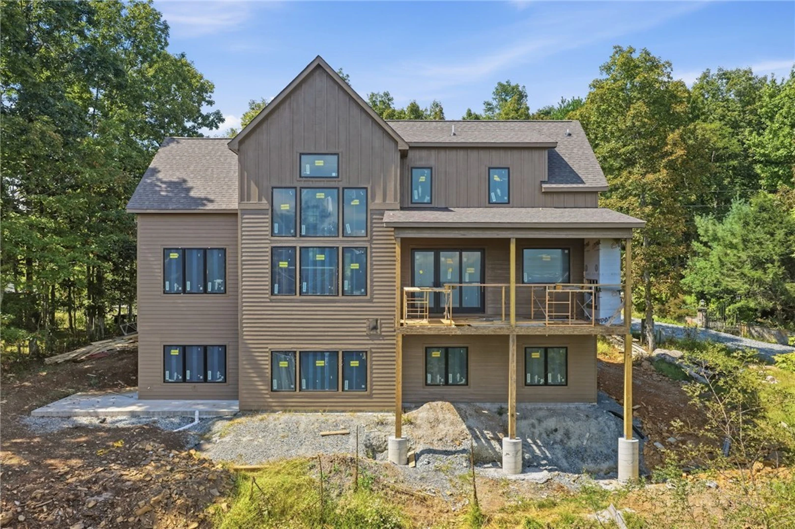 Image number 1 for the current listing