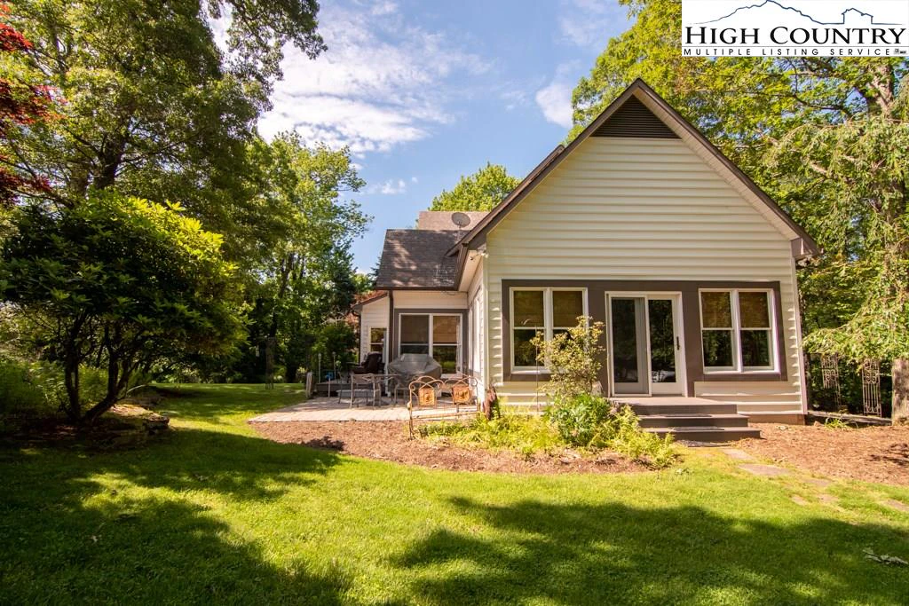 Image number 19 for the current listing