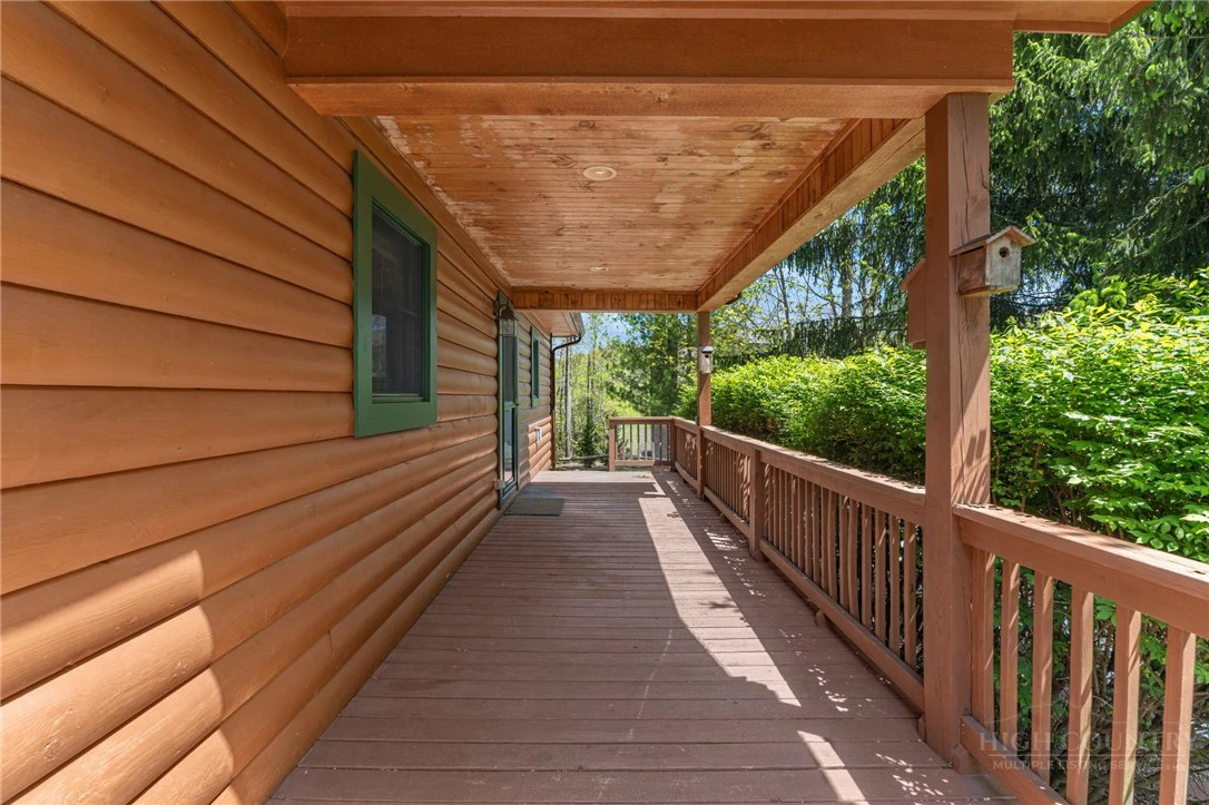 Image number 13 for the current listing