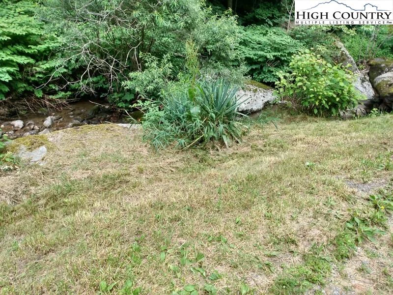 Image number 7 for the current listing