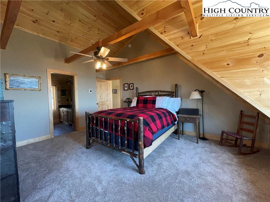 Image number 6 for the current listing
