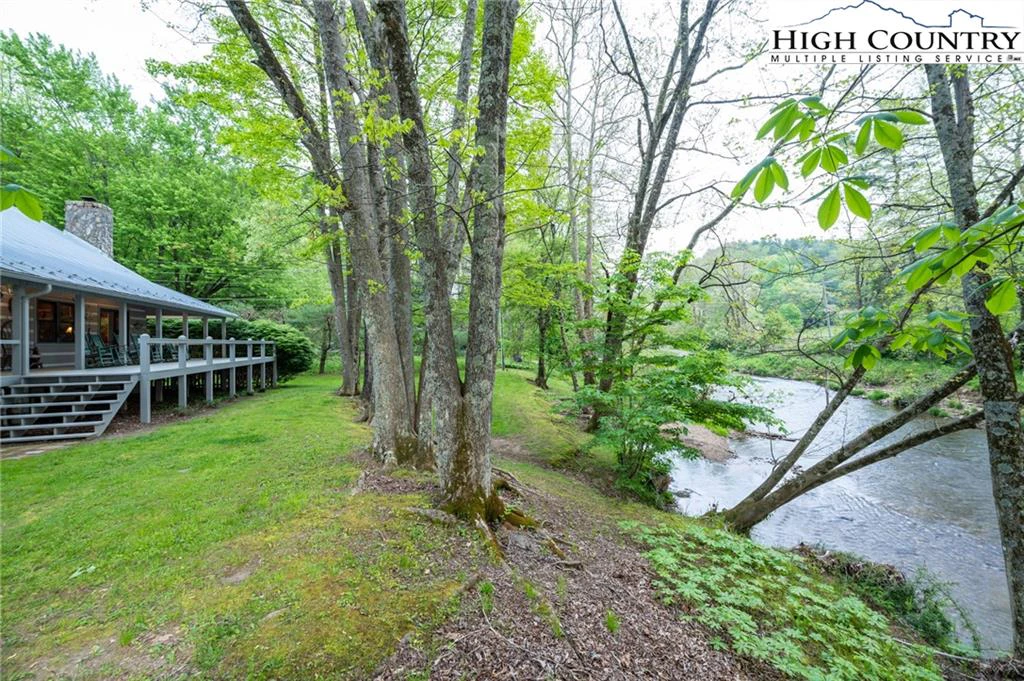 Image number 12 for the current listing