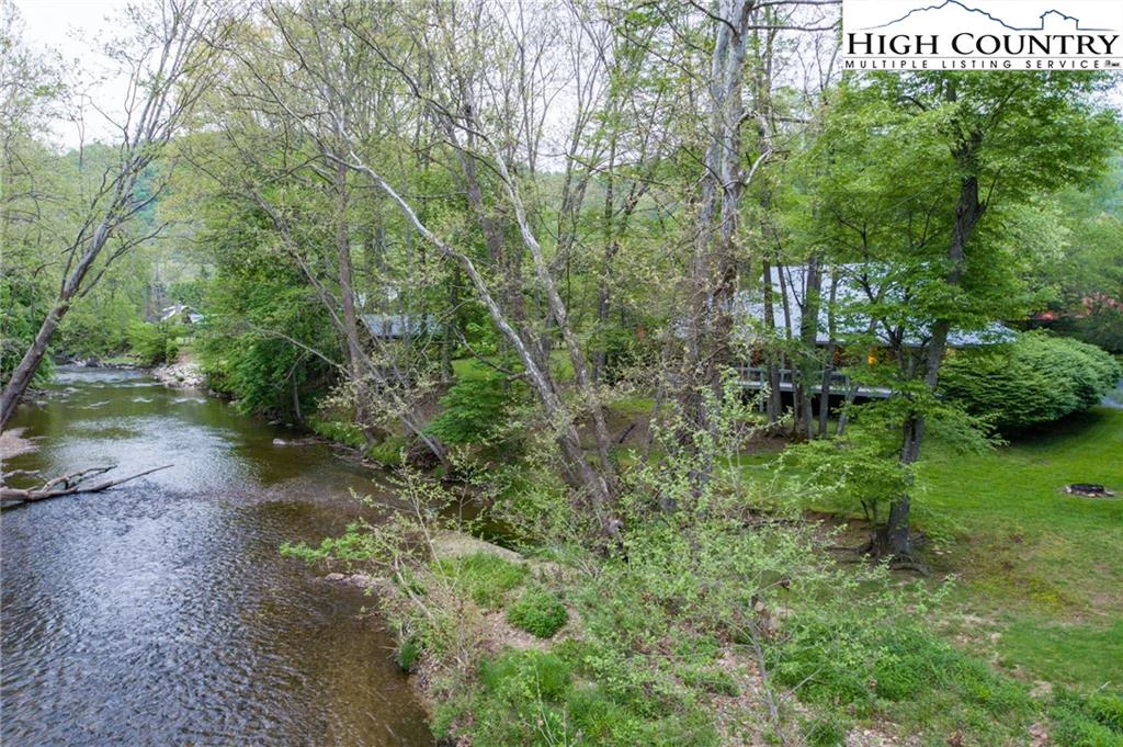 Image number 18 for the current listing