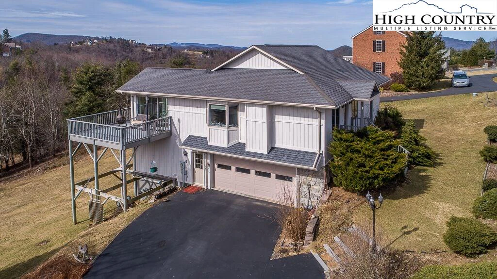 Image number 21 for the current listing