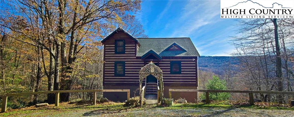 Image number 1 for the current listing