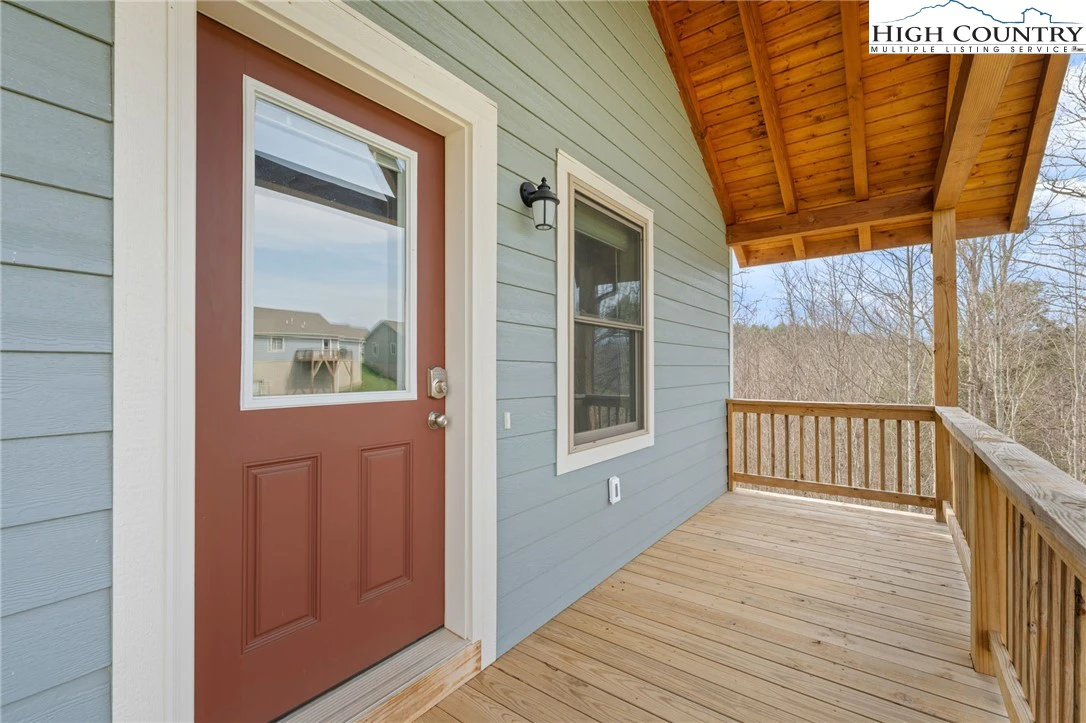 Image number 2 for the current listing