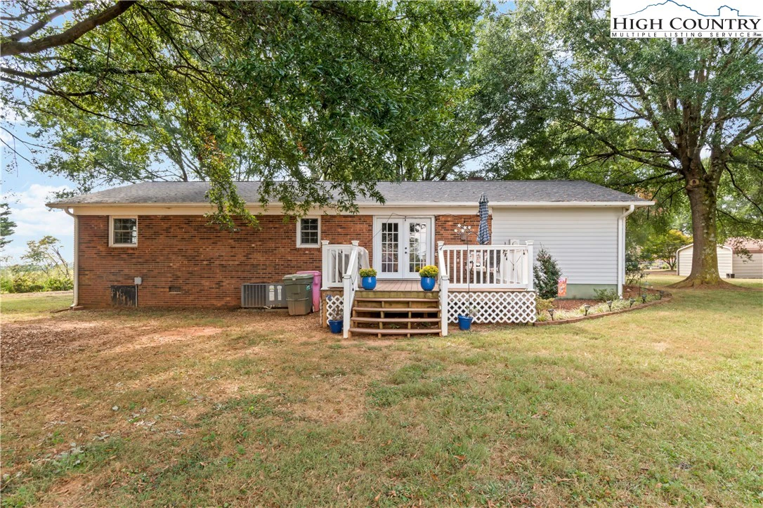 Image number 12 for the current listing