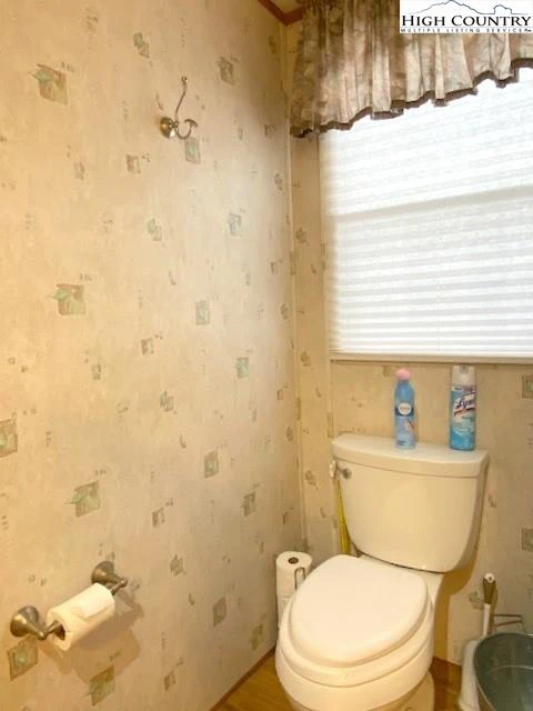 Image number 6 for the current listing