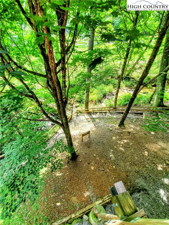 Image number 5 for the current listing