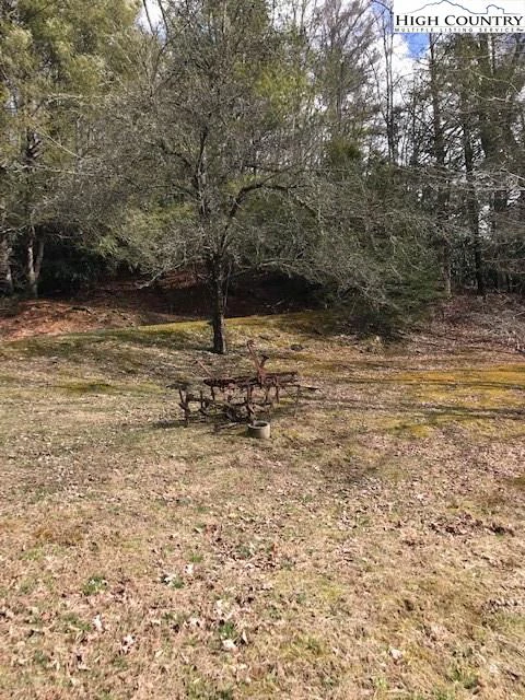 Image number 10 for the current listing