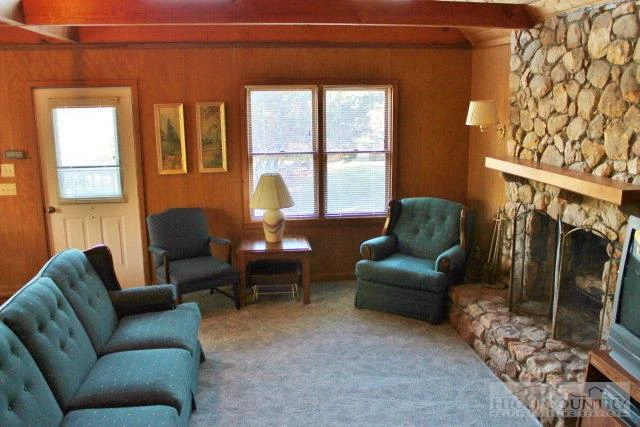 Image number 7 for the current listing