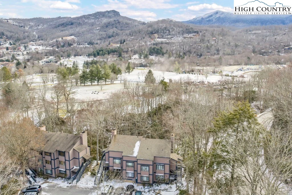 Image number 15 for the current listing