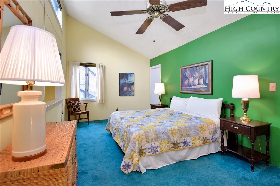 Image number 12 for the current listing
