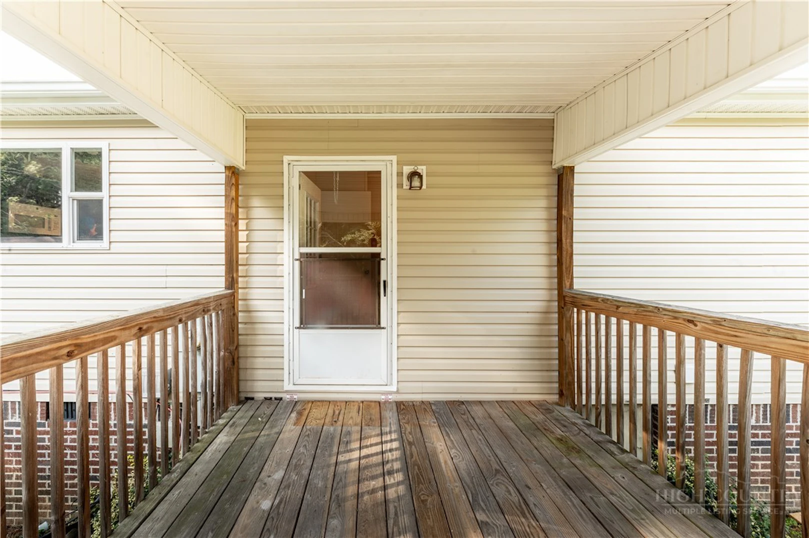 Image number 10 for the current listing