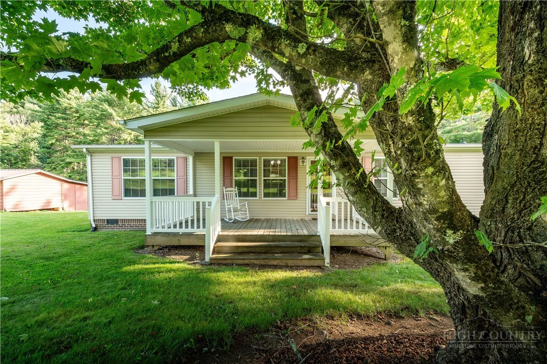 Image number 2 for the current listing