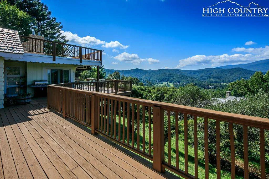 Image number 8 for the current listing