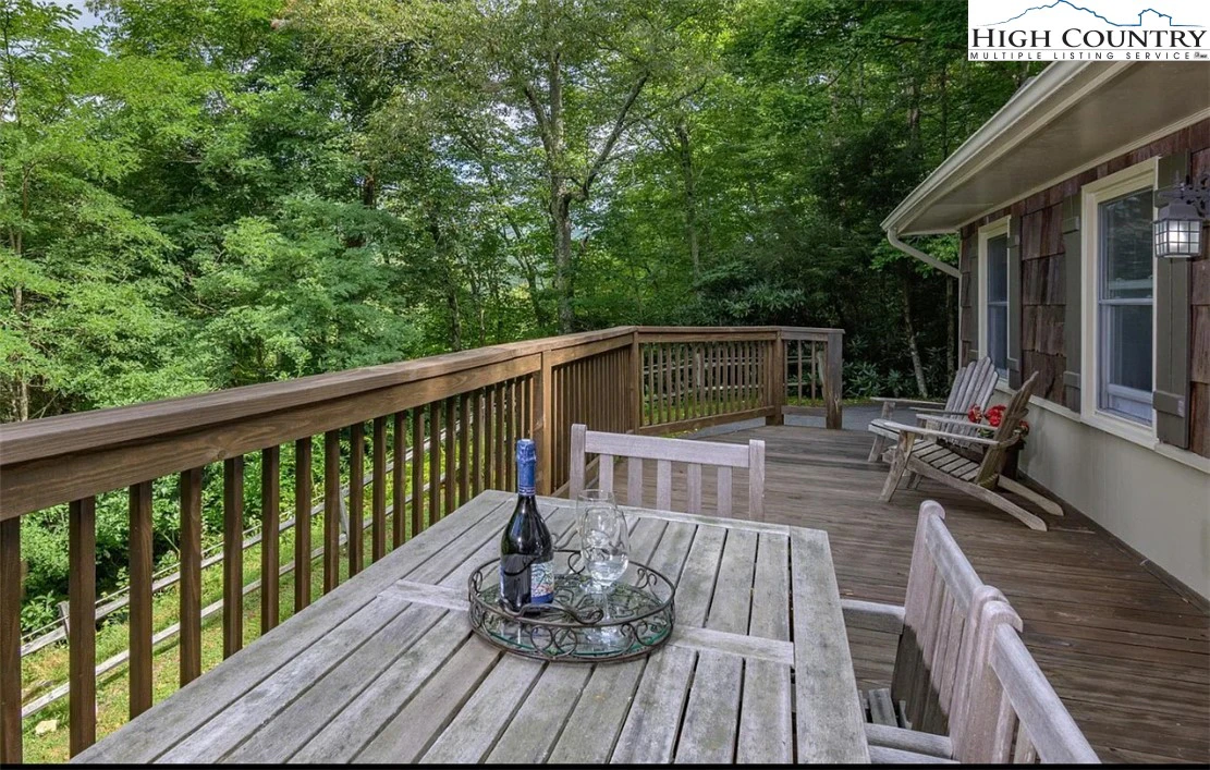 Image number 5 for the current listing
