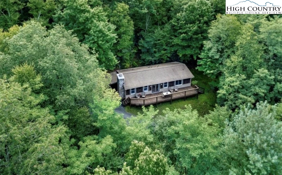 Image number 11 for the current listing