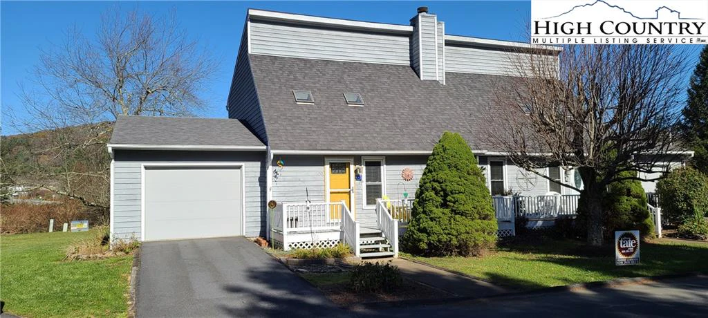 Image number 1 for the current listing