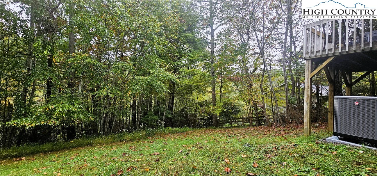 Image number 13 for the current listing