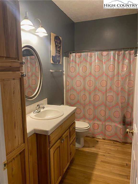 Image number 7 for the current listing
