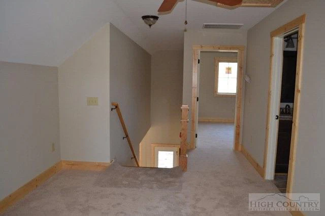 Image number 3 for the current listing