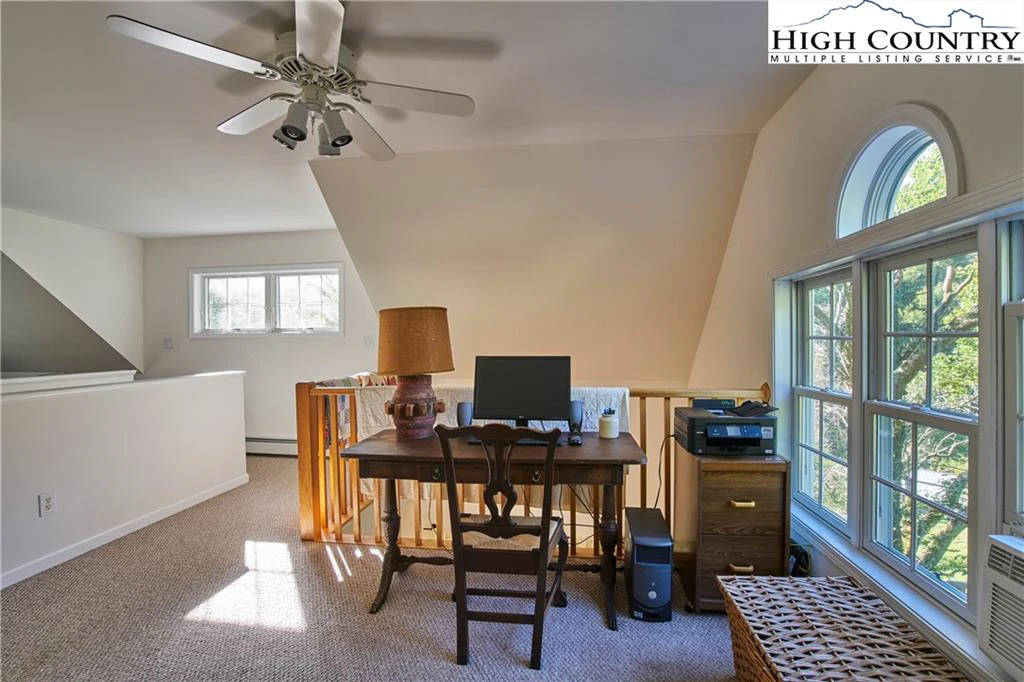 Image number 10 for the current listing