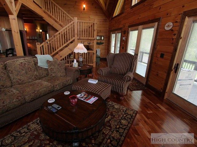 Image number 8 for the current listing