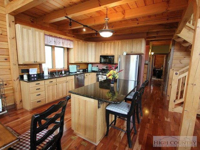 Image number 5 for the current listing