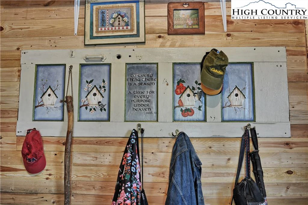 Image number 10 for the current listing
