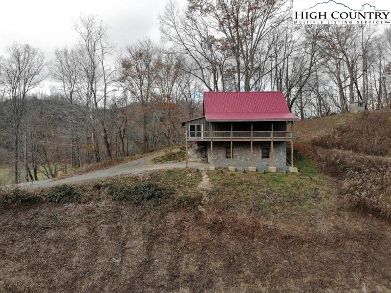 Image number 18 for the current listing