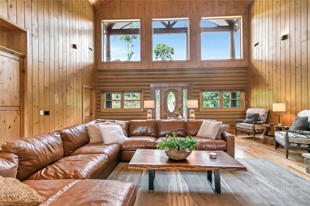 Image number 6 for the current listing