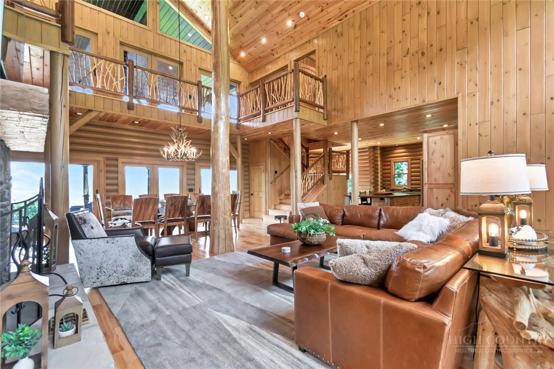 Image number 7 for the current listing