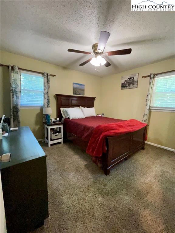 Image number 10 for the current listing