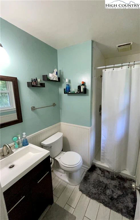 Image number 4 for the current listing