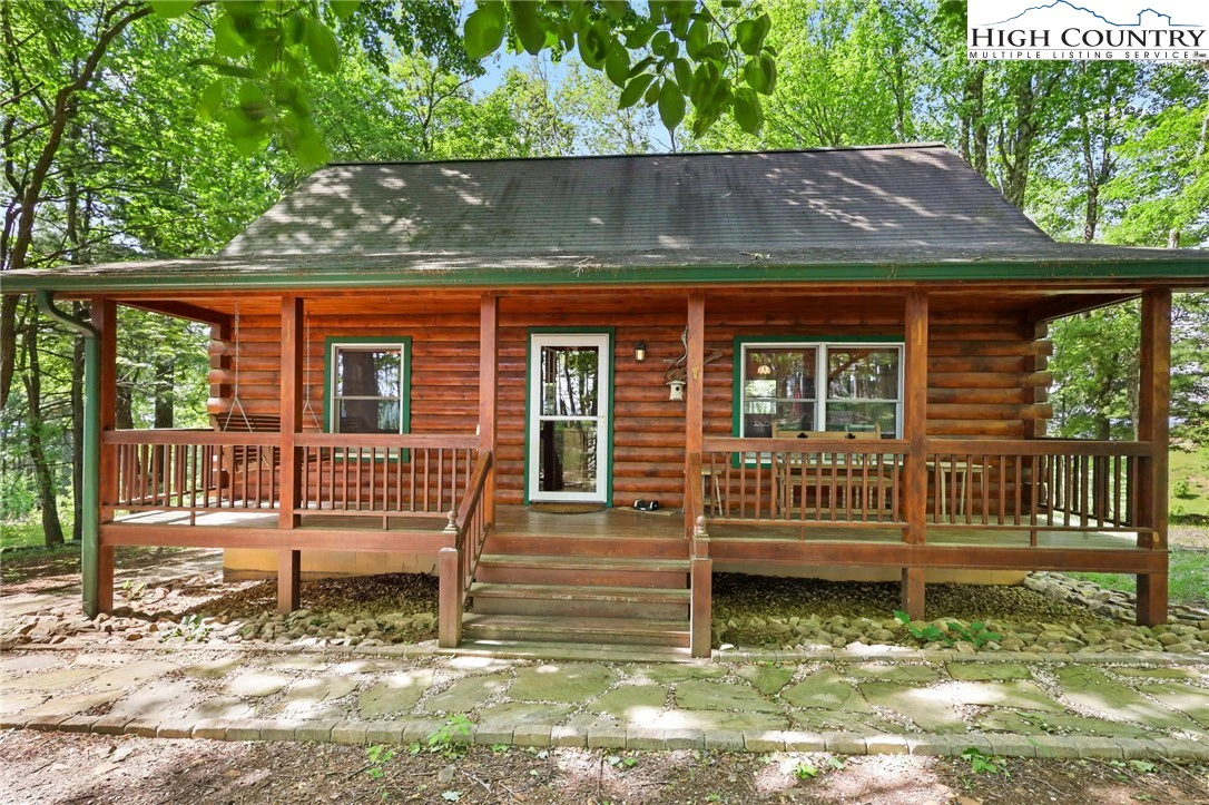 Image number 16 for the current listing