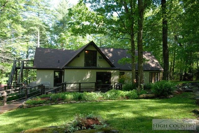 Image number 1 for the current listing