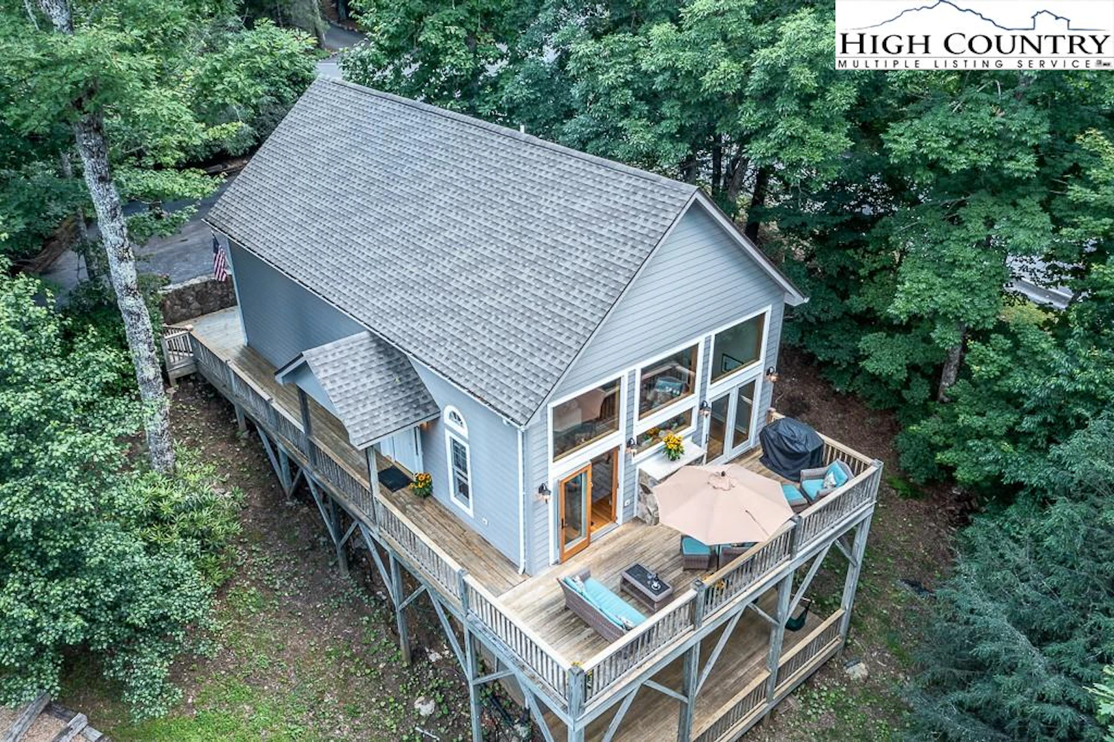 Image number 1 for the current listing
