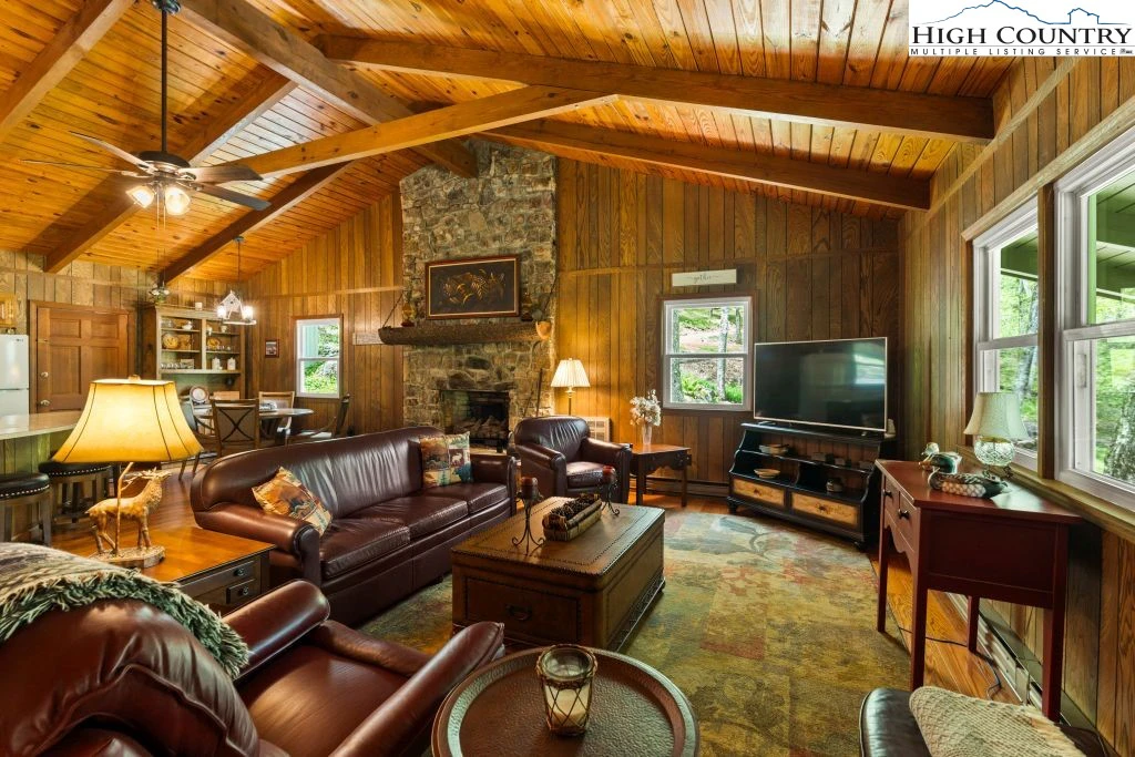 Image number 5 for the current listing