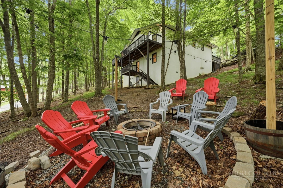 Image number 4 for the current listing