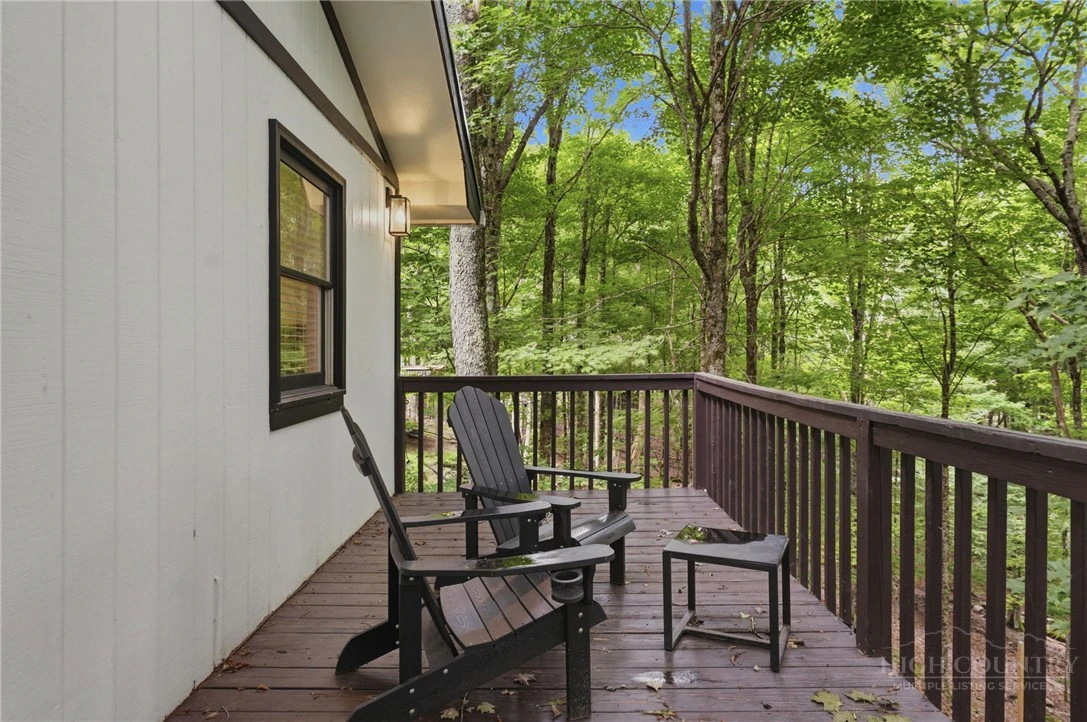 Image number 12 for the current listing
