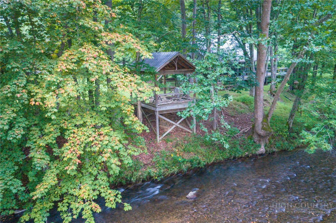 Image number 6 for the current listing