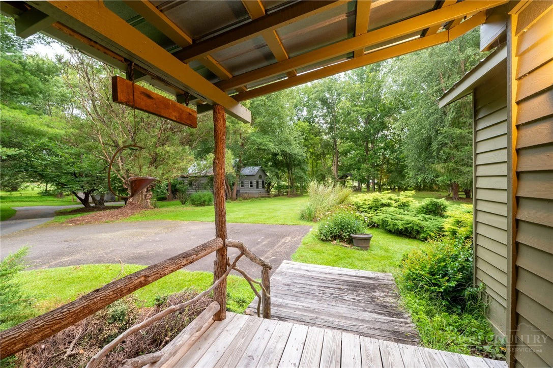 Image number 10 for the current listing