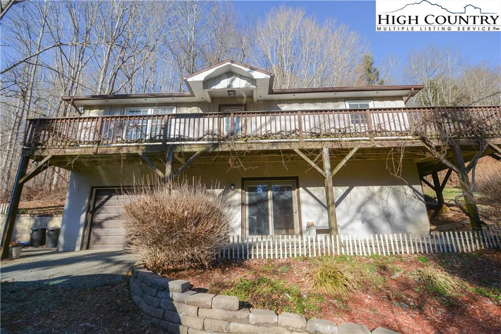 Image number 22 for the current listing